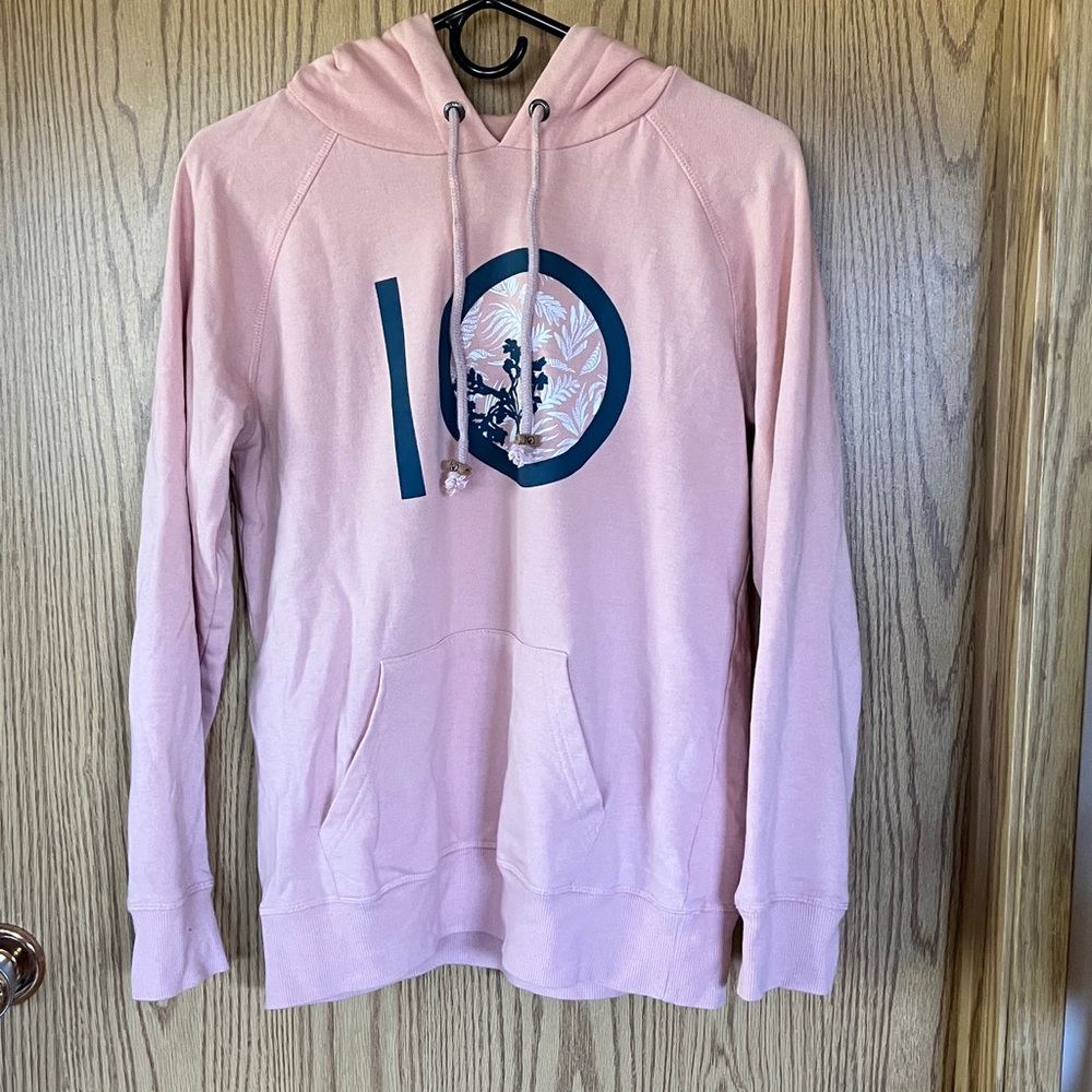 TenTree peach hoodie